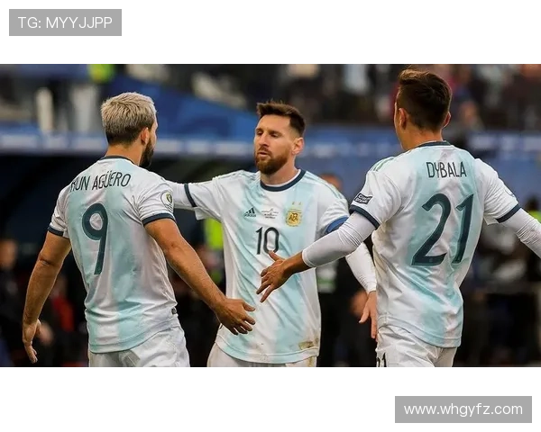 迪巴拉 vs 梅西：技术风格与定位对比